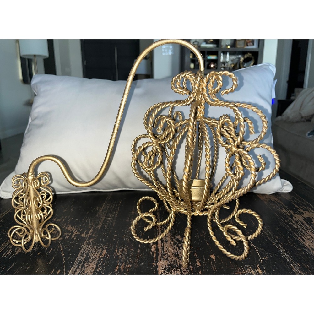 Cirque du Soleil Alegria Gold Twisted Wire Carriage Votive Candle Holder Decor